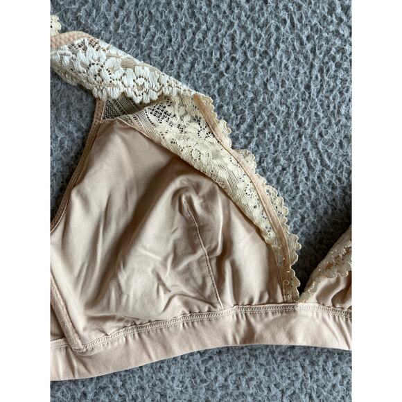 Wacoal Bralette 38 Lace Floral Embroidery V-Neck Comfort Wireless Cream Bra - Picture 8 of 16